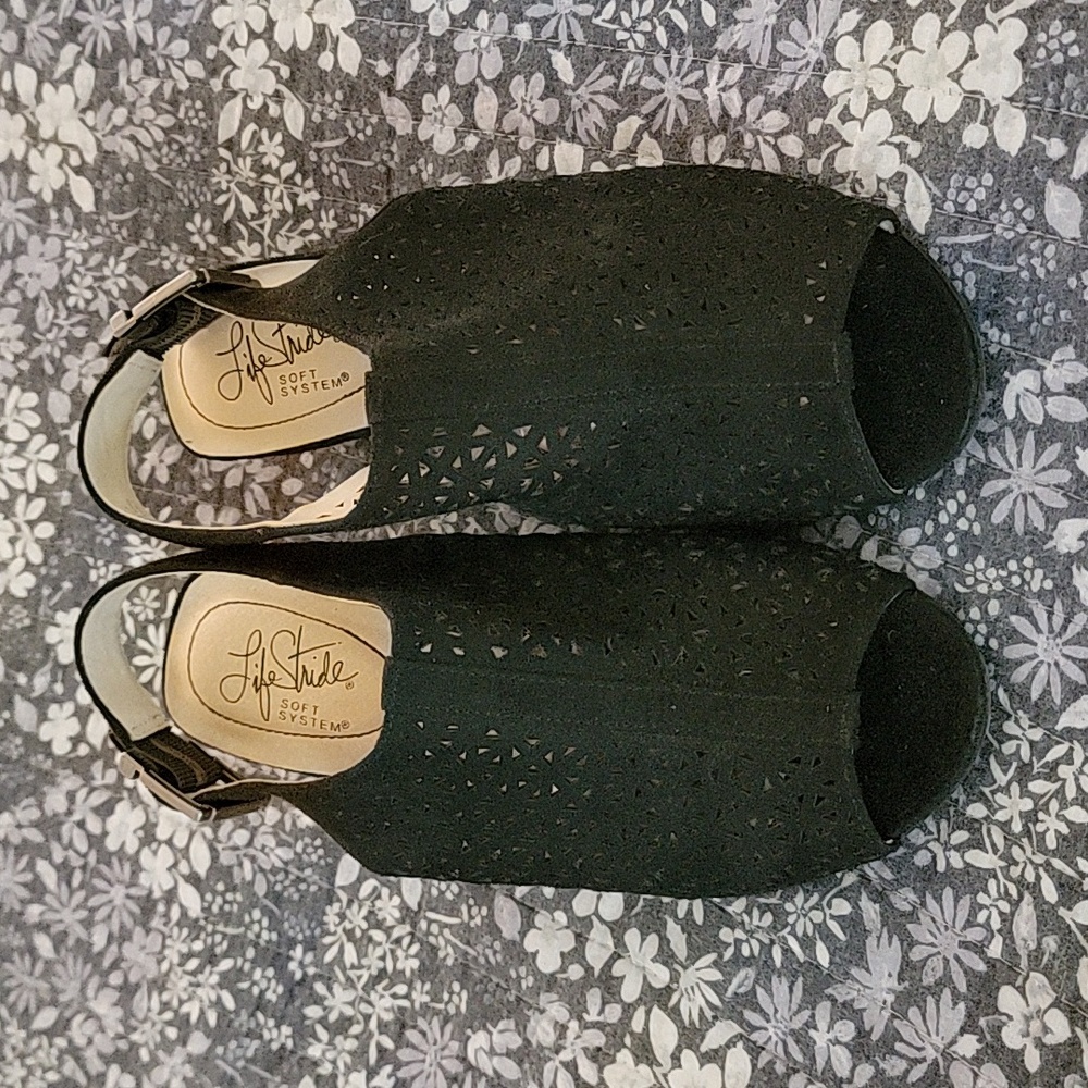 Life Stride Soft System Sandal Heels